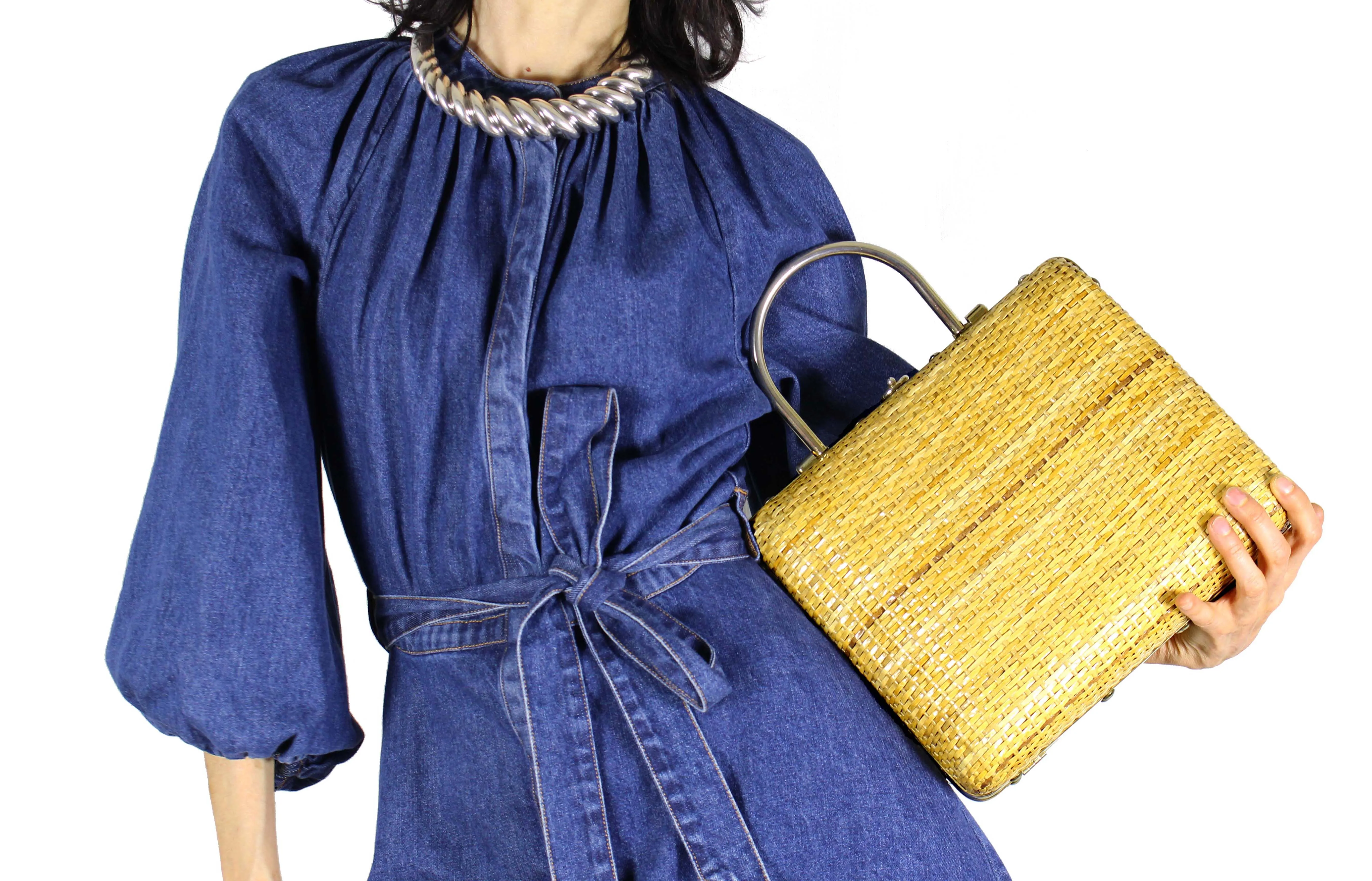 FRANZI structured beige wicker bag