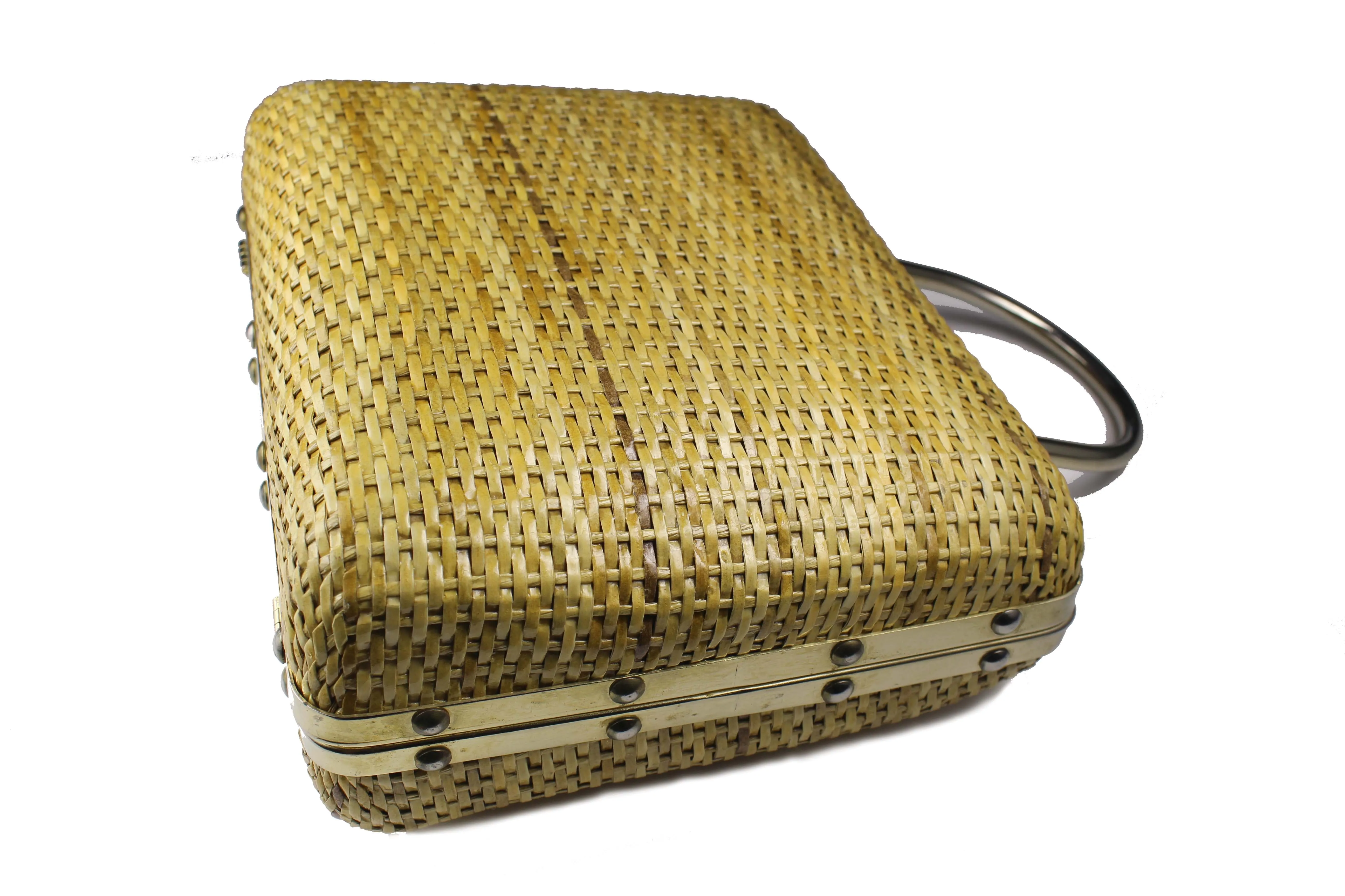 FRANZI structured beige wicker bag