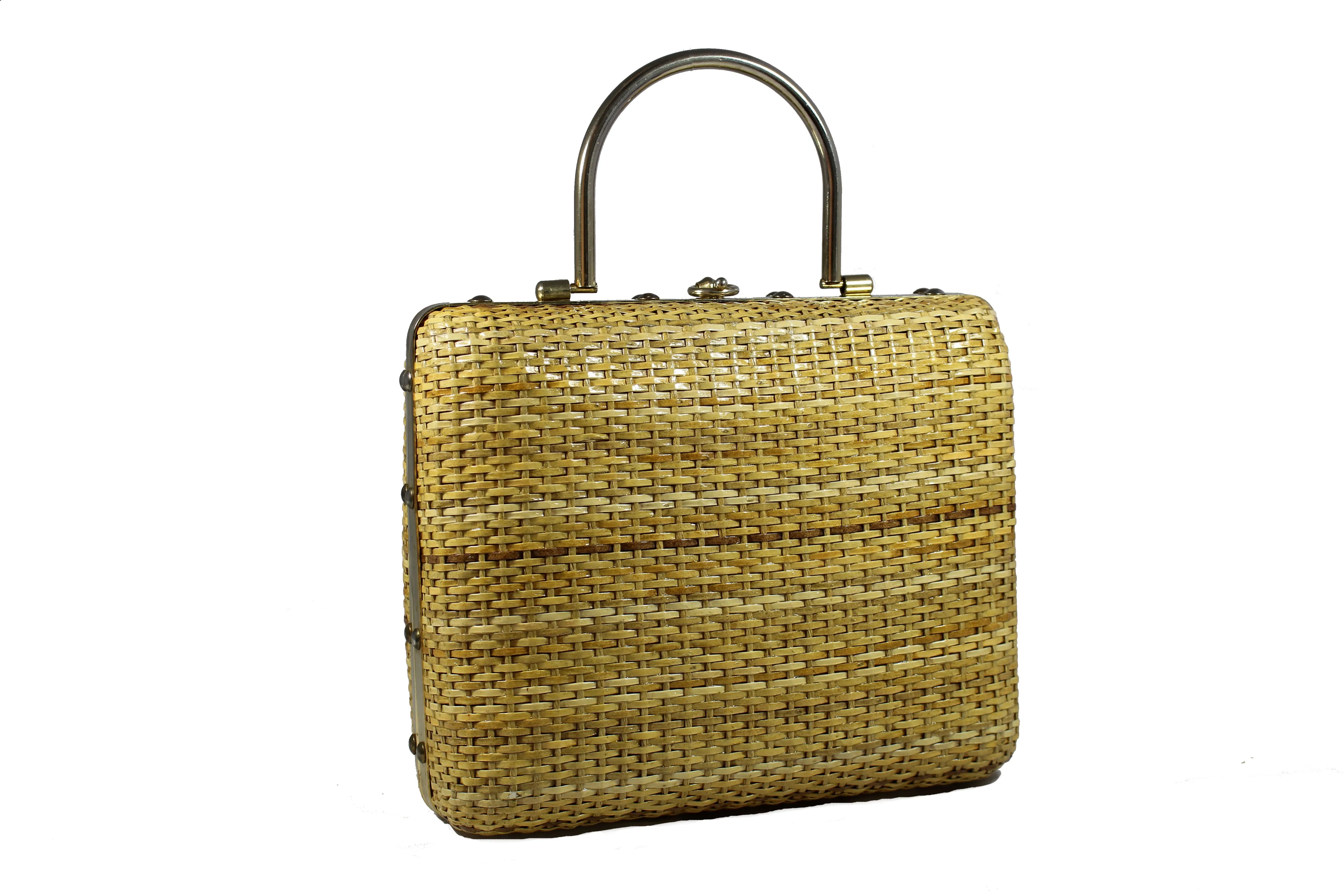 FRANZI structured beige wicker bag