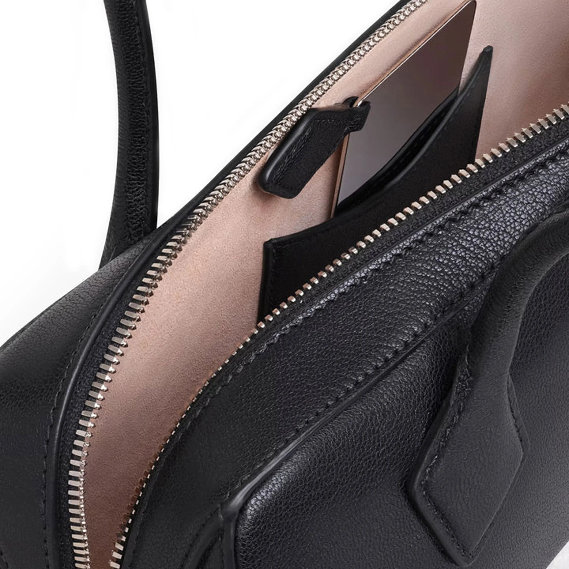 Le Teckel Medium Goat, Black