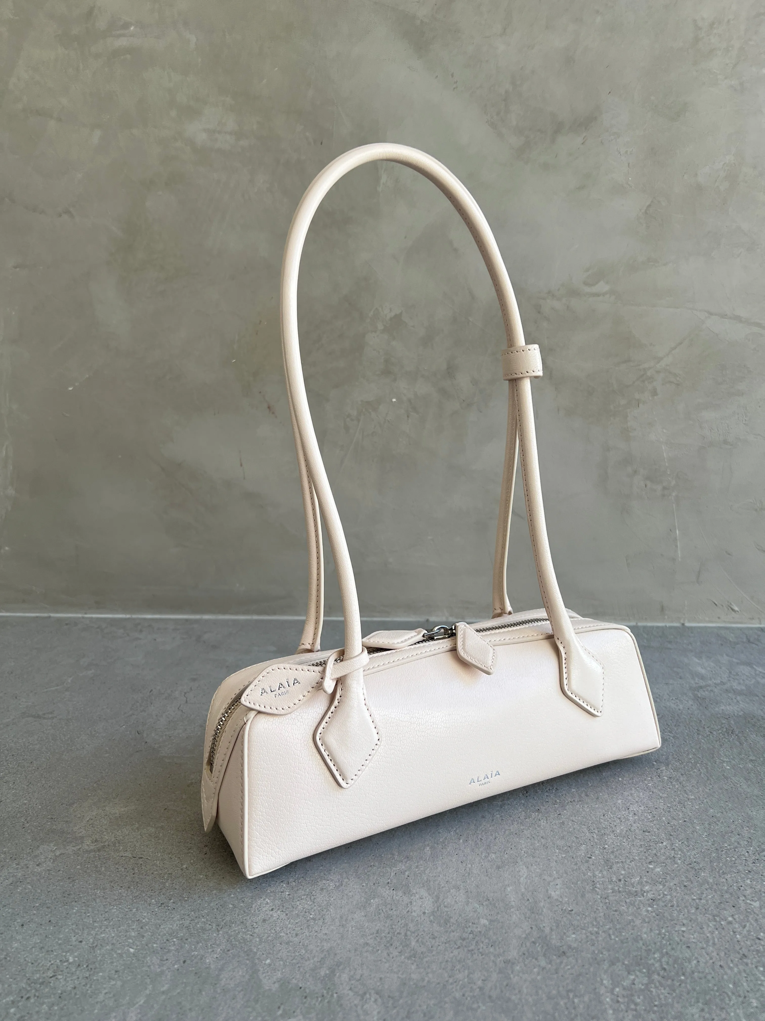 Le Teckel Small Goat, Poudre