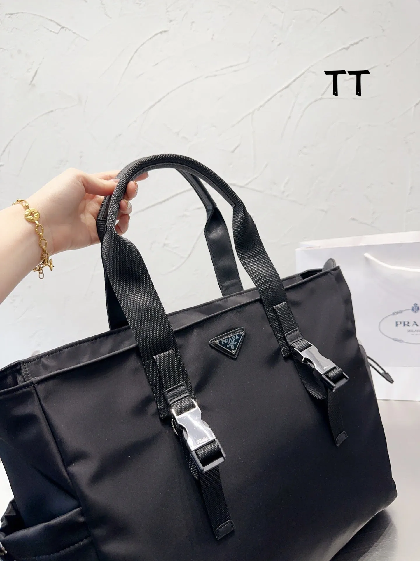 PD223 Tote Bag / 15.3x13.8inch