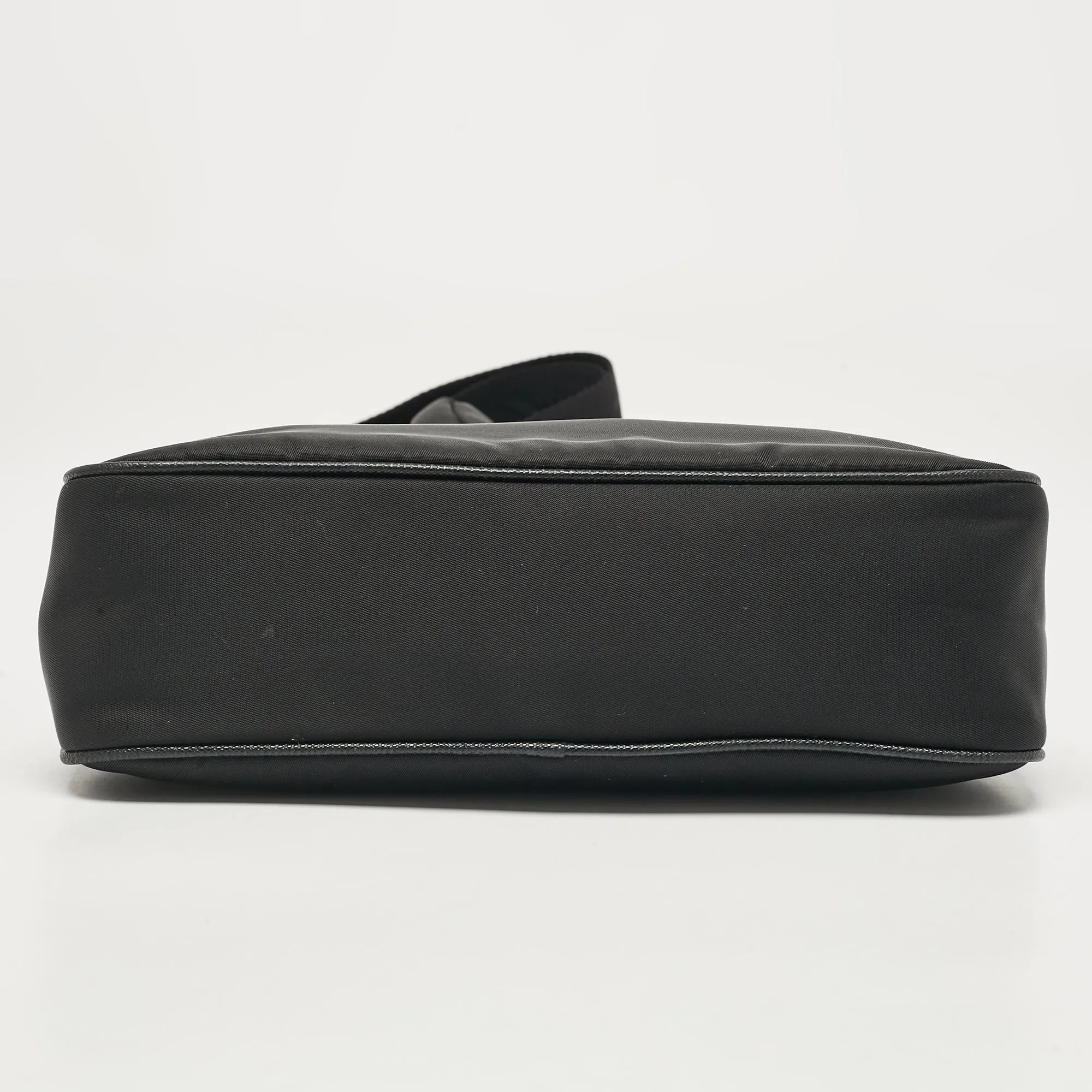 Prada Black Nylon And Saffiano Leather Re-Edition 2005 Shoulder Bag